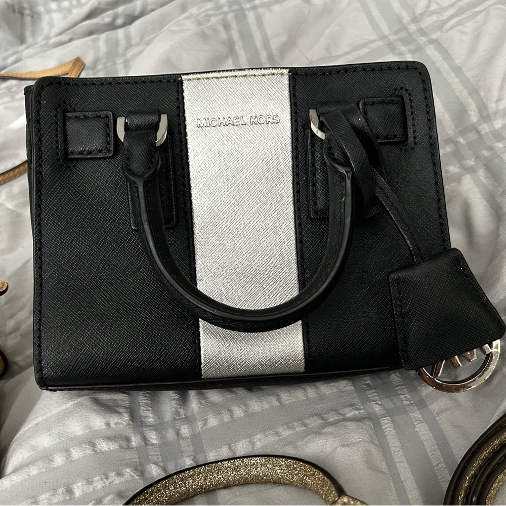 Michael Kors Mini - image 1